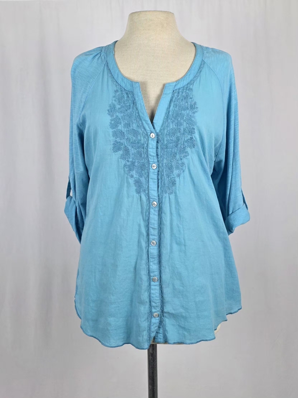 Nine West Vintage America Collection Turquoise Button-Front Embroidered Top XL